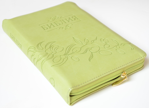 Библия 045zti  зелена з оливами золотий зріз блискавка індекси (11454)